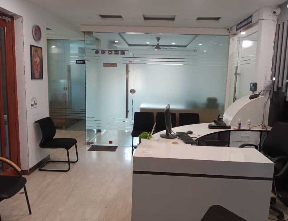 reception area of hairfreehairgrow pune branch