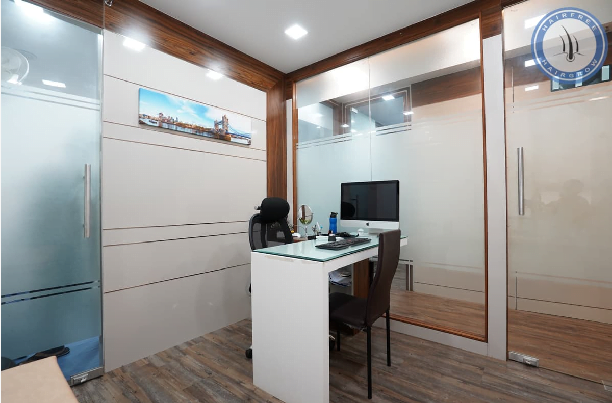 reception and initial hair loss screening area of bhopal branch of hairfree and hair grow